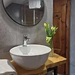 홈스테이 Jelen - Sauna I Jacuzzi 스클라르스카포렘바
