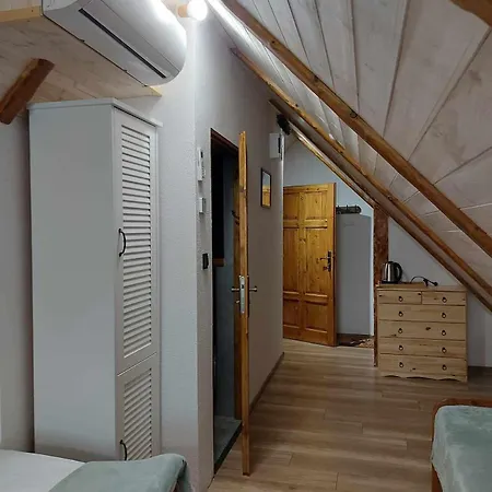 Jelen - Sauna I Jacuzzi Quarto em Acomodações Particulares