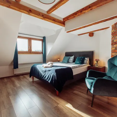 منزل للإقامة Jelen - Sauna I Jacuzzi شكلارسكا بوريبا