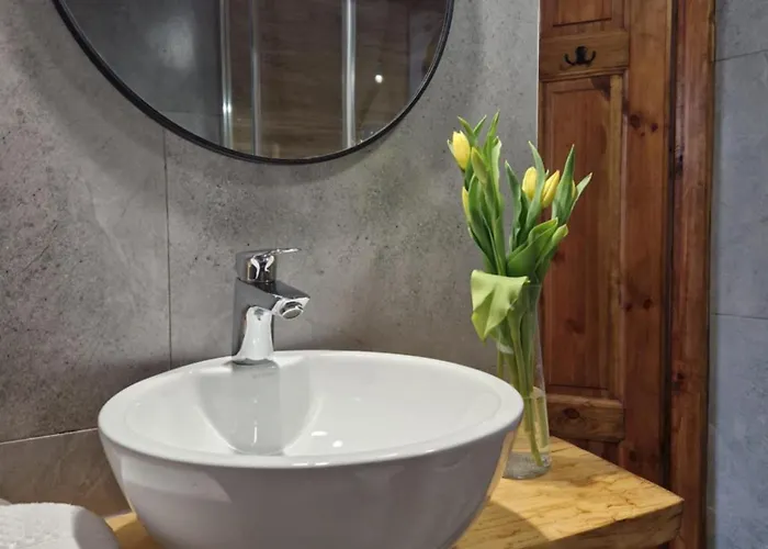 منزل للإقامة Jelen - Sauna I Jacuzzi شكلارسكا بوريبا